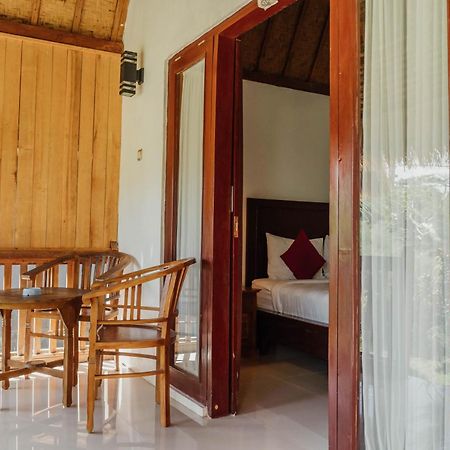 Temeling Jungle Inn Batumadeg Bagian luar foto