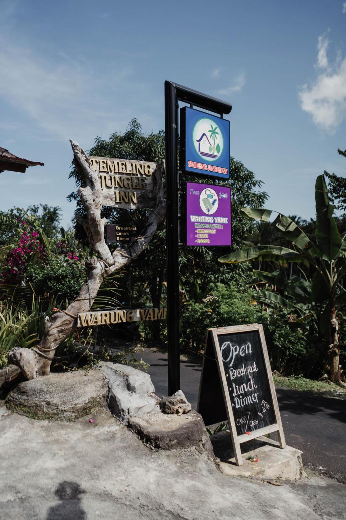 Temeling Jungle Inn Batumadeg Bagian luar foto